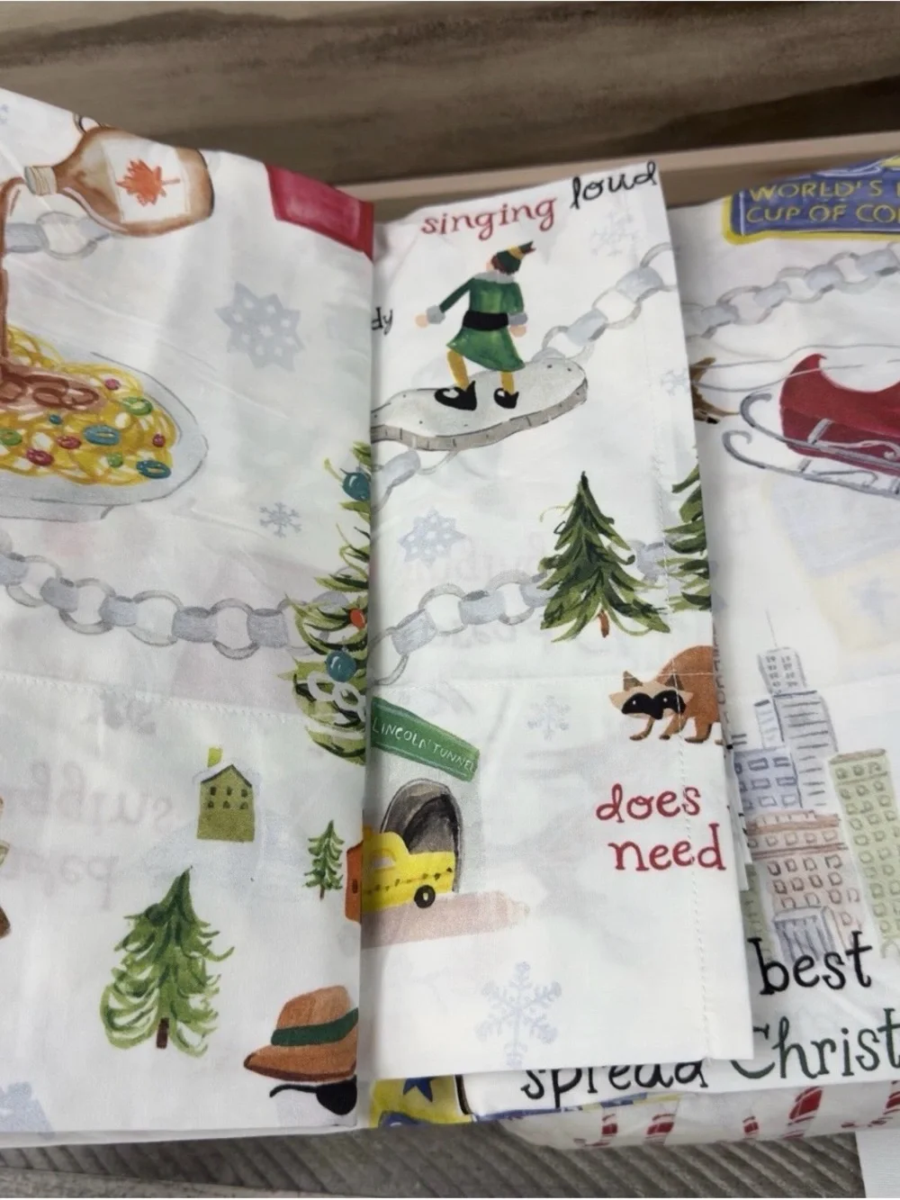 Pottery Barn Elf™ Percale Sheet Set Queen 4-piece Christmas Holiday Multi NWT